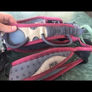 Petzel women’s harness